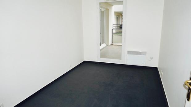 A LOUER - 4 pièces de standing avec terrasse sur Seine - 82 m²