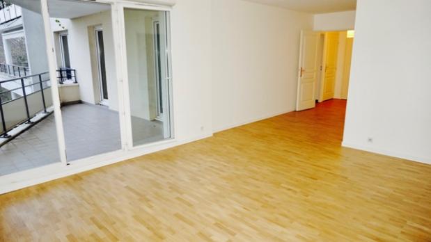 A LOUER - 4 pièces de standing avec terrasse sur Seine - 82 m²