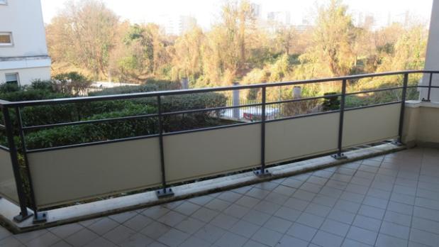 A LOUER - 4 pièces de standing avec terrasse sur Seine - 82 m²