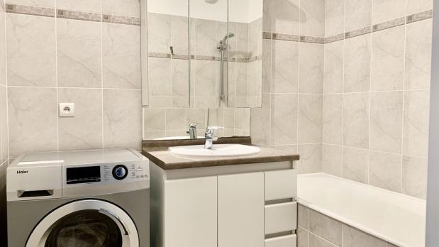 A LOUER - Issy-Bords-de-Seine - 2 pièces de standing meublé - 49 m² 