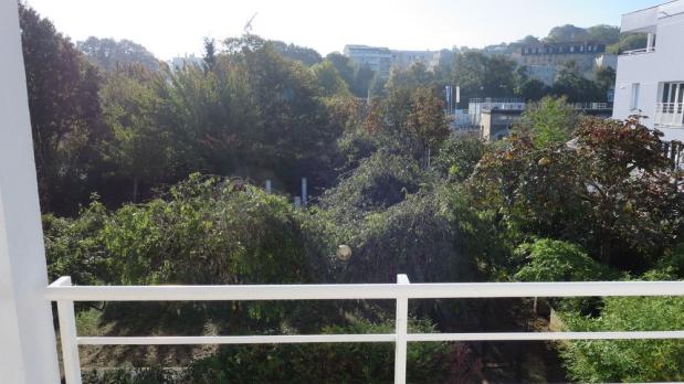 A LOUER - Île Saint-Germain - 3 pièces sud sur jardins - 74 m²