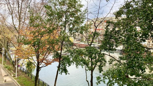 A LOUER - Île Saint-Germain - 4 pièces sur Seine avec balcons - 91 m²