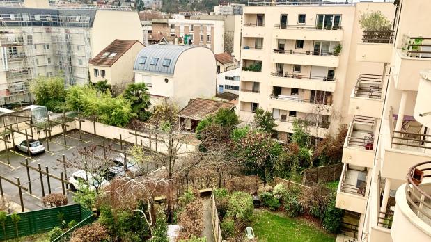 A LOUER - Île Saint-Germain - 4 pièces dernier étage sur Seine - 91 m²