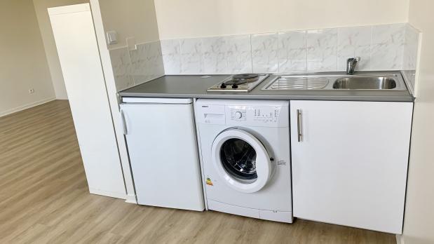 A LOUER - Île Saint-Germain - Grand studio sur Seine - 35 m²