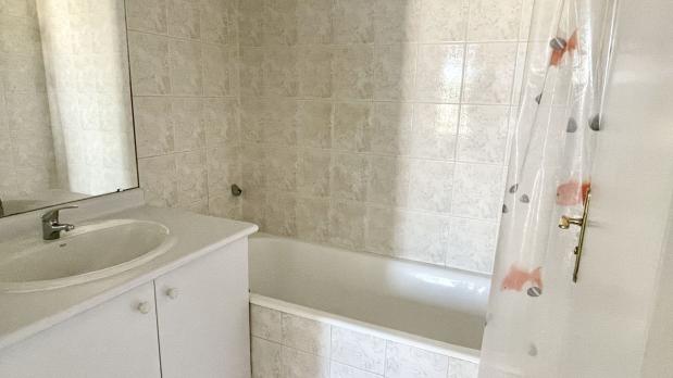 A LOUER - Île Saint-Germain - 2 pièces en étage élevé - 48 m²