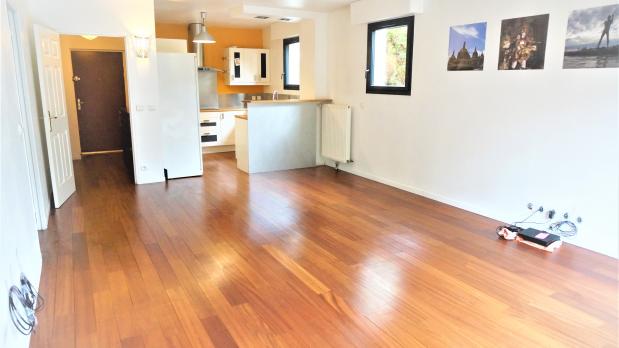 A LOUER - Île Saint-Germain - 3 pièces terrasse plein sud - 76 m²