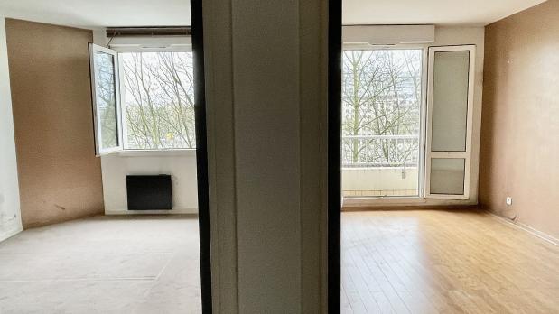 Île Saint-Germain - 3 pièces, étage élevé sur Seine - 71 m²
