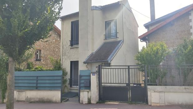 A LOUER - Clamart Gare - Maison 44 m² avec jardin 110 m²