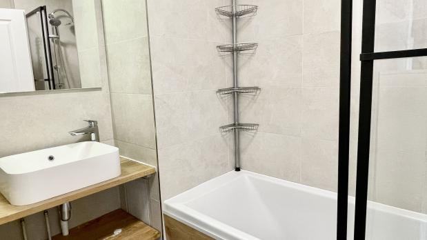 A LOUER - Bords de Seine - 4 pièces standing traversant - 97 m²