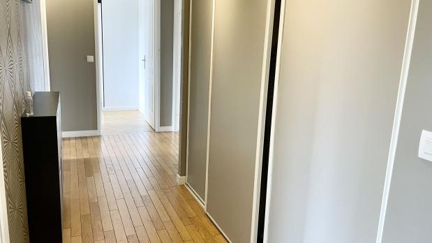 A LOUER - Bords de Seine - 4 pièces standing traversant - 97 m²