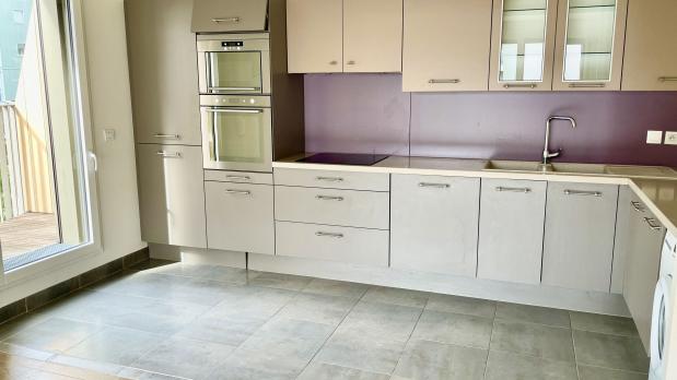 A LOUER - Boulogne - 3 pièces récent avec balcon - 69 m²