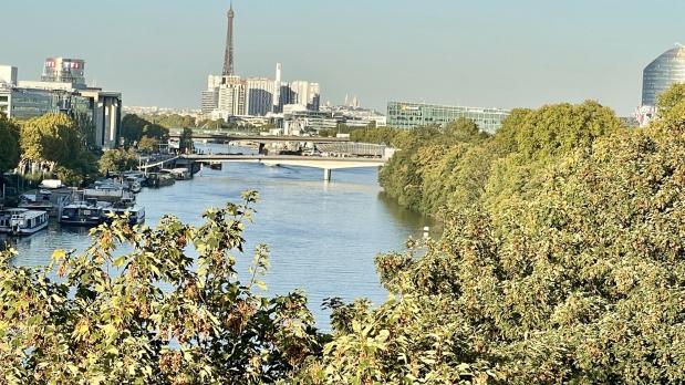 Île Saint-Germain - 2 pièces étage élevé sur Seine - 49 m²