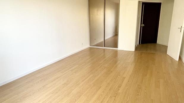 A LOUER - Île Saint-Germain - 2 pièces rénové sur Seine - 49 m²