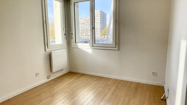 A LOUER - Île Saint-Germain - 2 pièces rénové sur Seine - 49 m²