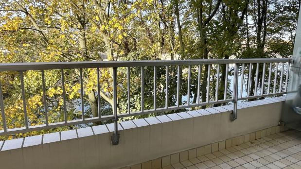 A LOUER - Île Saint-Germain - 2 pièces rénové sur Seine - 49 m²