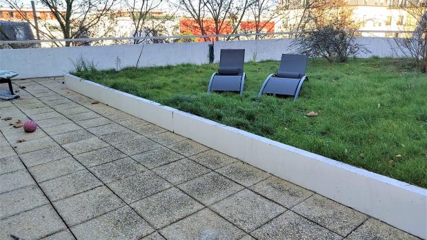 A LOUER - Issy-3-Moulins - 5 pièces terrasses et jardin - 92 m²