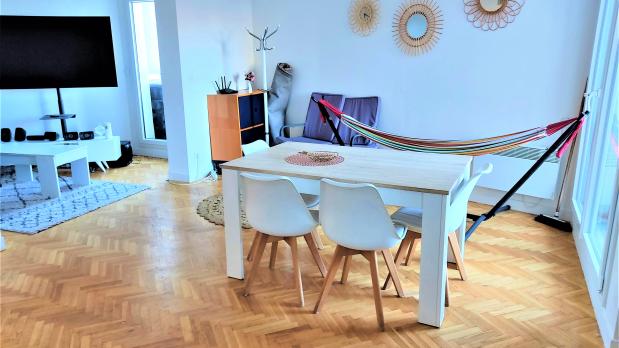 A LOUER - Issy-3-Moulins - 5 pièces terrasses et jardin - 92 m²