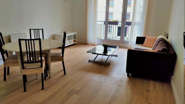 A LOUER - Issy - La Ferme - 3 pièces traversant - 76 m²