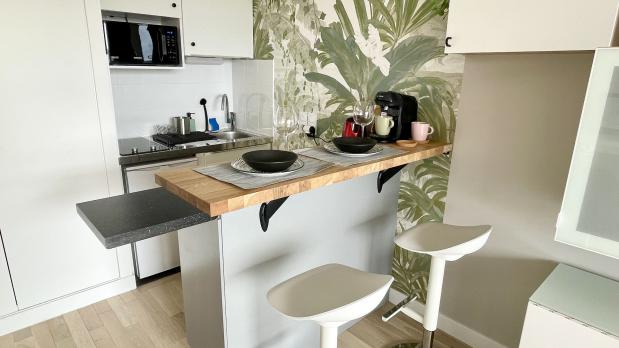 A LOUER - Issy-les-Moulineaux - Studio meublé avec balcon - 27 m²