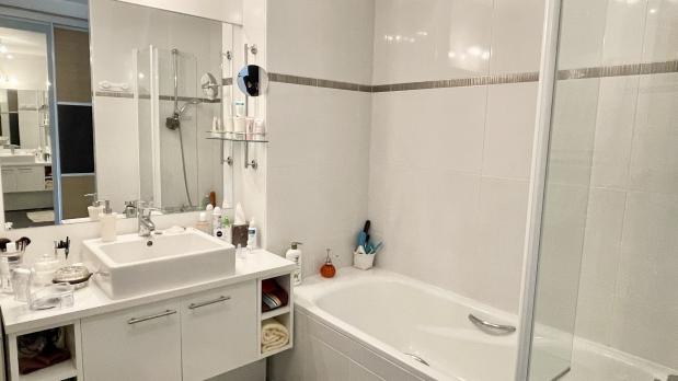 Île Saint-Germain - 3 pièces grand standing sur Seine - 94 m²