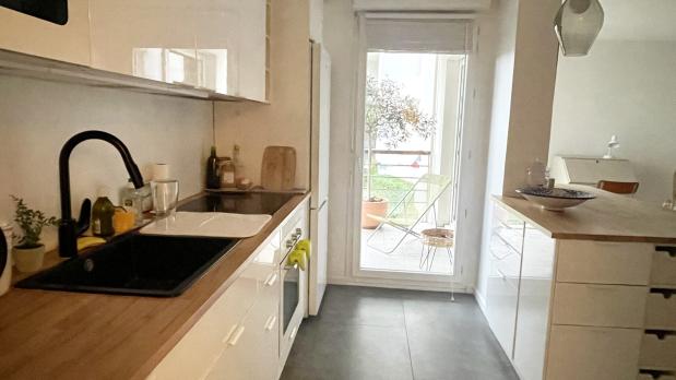 A LOUER - Bords de Seine - 2 pièces sur Seine et Parc - 51 m²