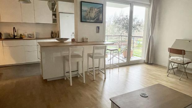 A LOUER - Bords de Seine - 2 pièces sur Seine et Parc - 51 m²