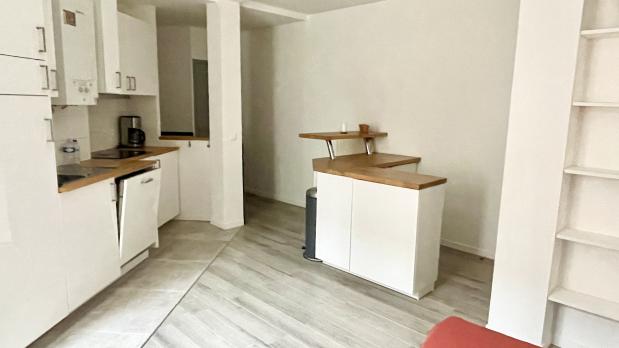 A LOUER - Île Saint-Germain - 2 pièces meublé rénové - 39 m²