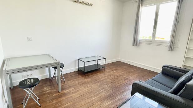 A LOUER - Issy-les-Moulineaux - 2 pièces meublé, étage élevé - 30 m²