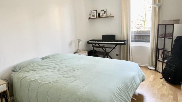 A LOUER - Île Saint-Germain - 3 pièces terrasse sur Seine - 77 m²