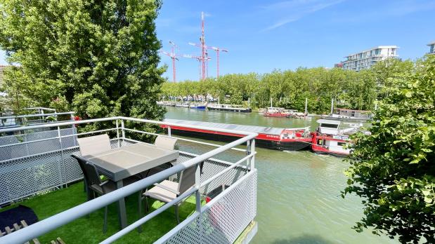 Île Saint-Germain - 3 pièces standing dernier étage sur Seine - 91 m²