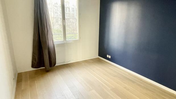 Issy-les-Moulineaux - Haussmann - 3 pièces avec balcon - 67 m²