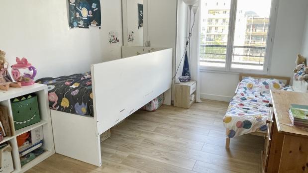 Issy-les-Moulineaux - Haussmann - 4 pièces en étage élevé - 90 m²