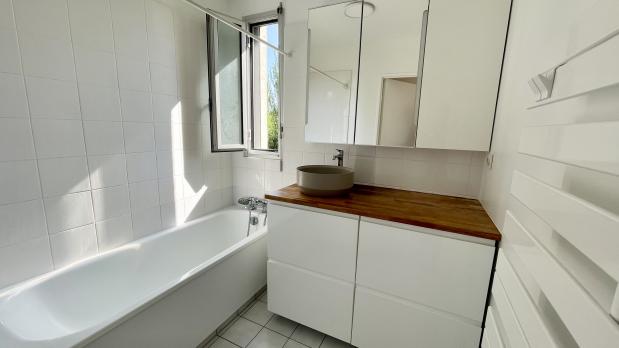 A LOUER - Île Saint-Germain - 4 pièces vue dégagée sur Parc - 84 m²