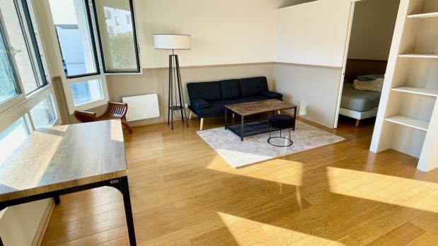 A LOUER - Île Saint-Germain - Studio plein sud proche Parc - 40 m²