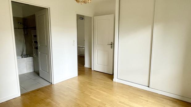 A LOUER - Issy-Bords-de-Seine - 3 pièces de standing - 79 m²