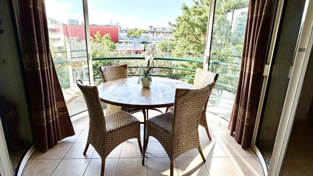 Issy-les-Moulineaux - 3 pièces proche transports - 61 m²