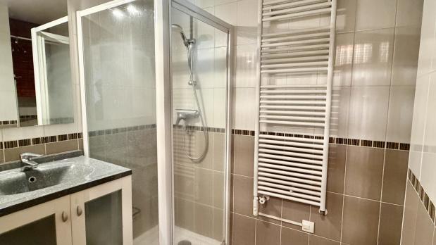 Issy-les-Moulineaux - 3 pièces proche transports - 61 m²