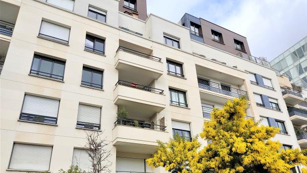 A LOUER - Issy-les-Moulineaux - 3 pièces récent plein sud - 56 m²
