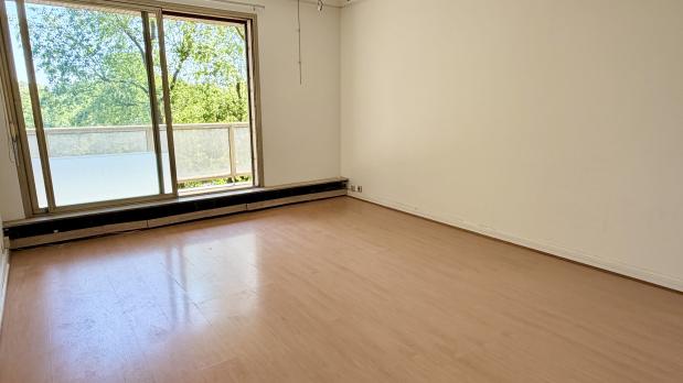 Saint-Cloud - Parc de Béarn - 3 pièces, balcon sur jardins - 66 m²