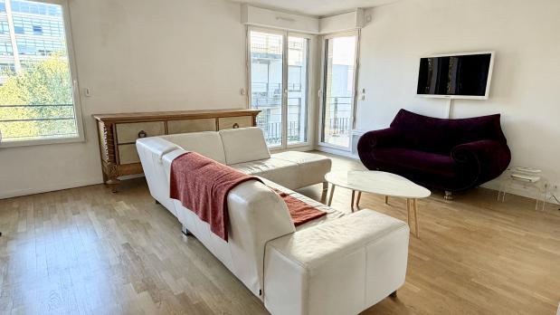 A LOUER - Issy-Bords-de-Seine - 3 pièces de standing meublé - 67 m²