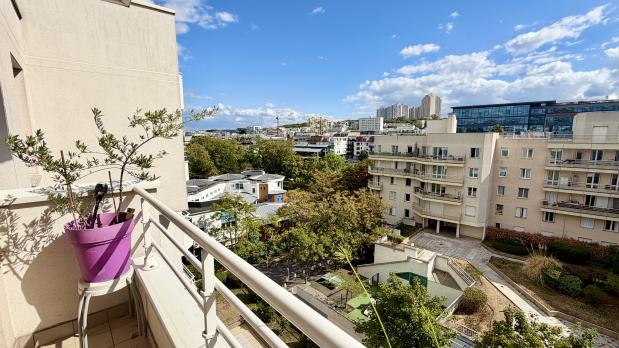 Île Saint-Germain - 4 pièces rénové étage élevé proche Parc - 83 m²