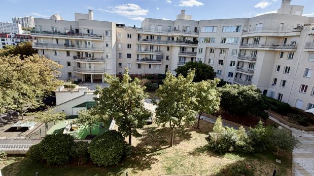 Île Saint-Germain - 3 pièces rénové en étage proche Parc - 69 m²